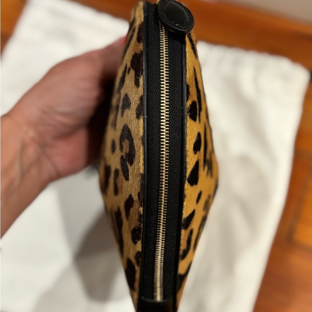 ALAIA Heart-Shaped Leopard Print Bag - Picture 2 of 5
